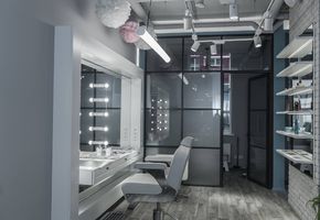 UALCOM-Standart в проекте UALCOM для нового современного салона красоты.